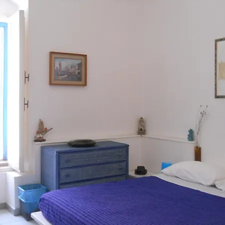 Mediterranea Bed & Breakfast *